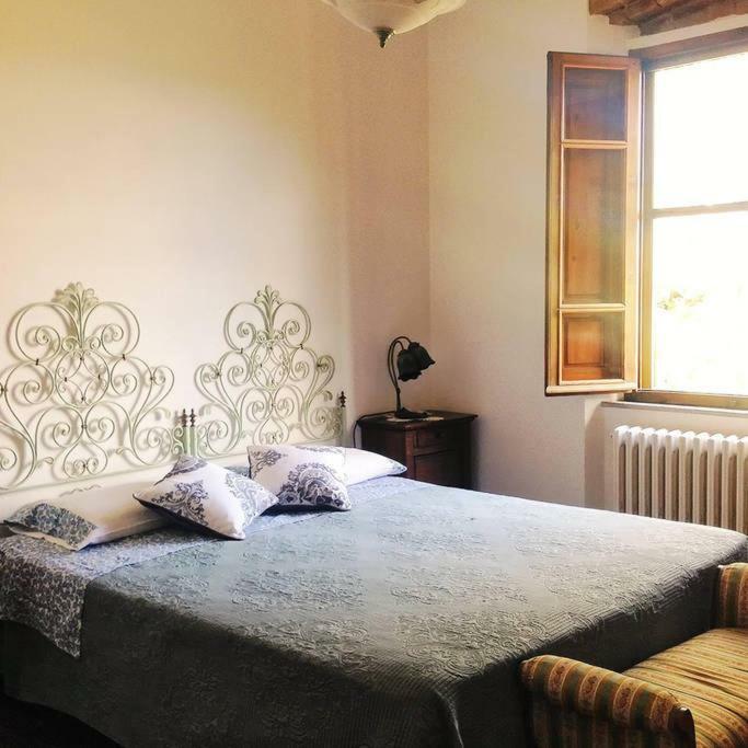 Stunning Country House Overlooking Tuscany Hills Lorenzana Екстер'єр фото