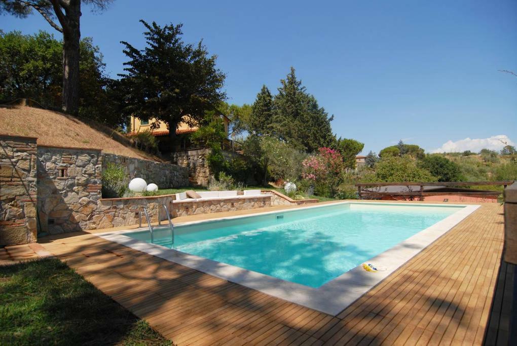 Stunning Country House Overlooking Tuscany Hills Lorenzana Екстер'єр фото